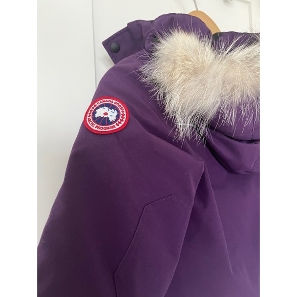 đź’śNEW ON KIDSđź’ś CANADA GOOSE - Picture 7 of 10